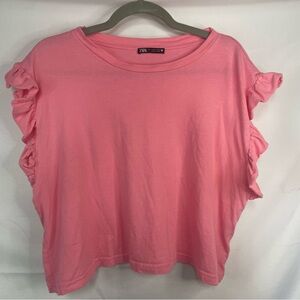 Zara pink ruffled sleeve tshirt. Very cute and girly. Womens size Large.